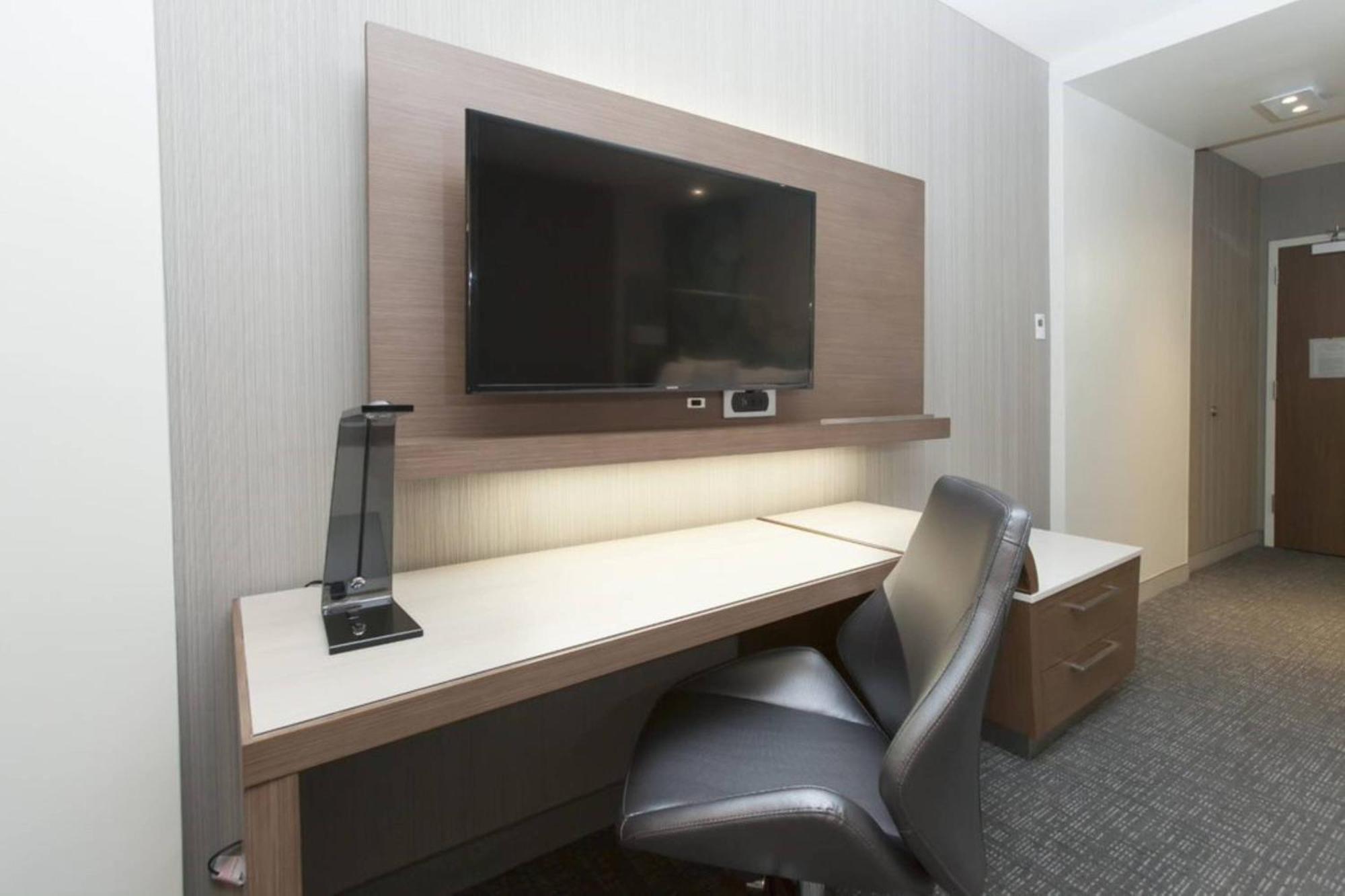 Courtyard By Marriott Houston City Place Spring Exterior foto